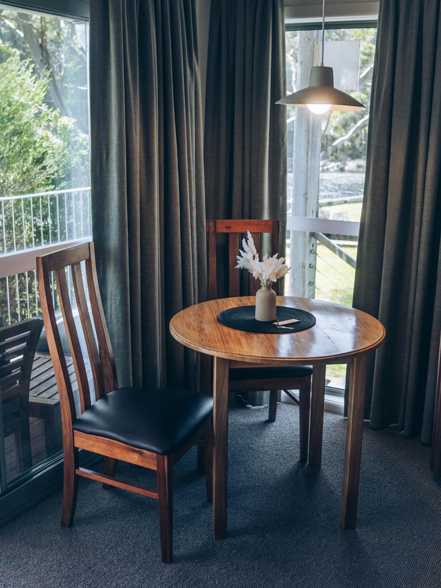 Risby Cove Boutique Hotel Strahan Exteriér fotografie