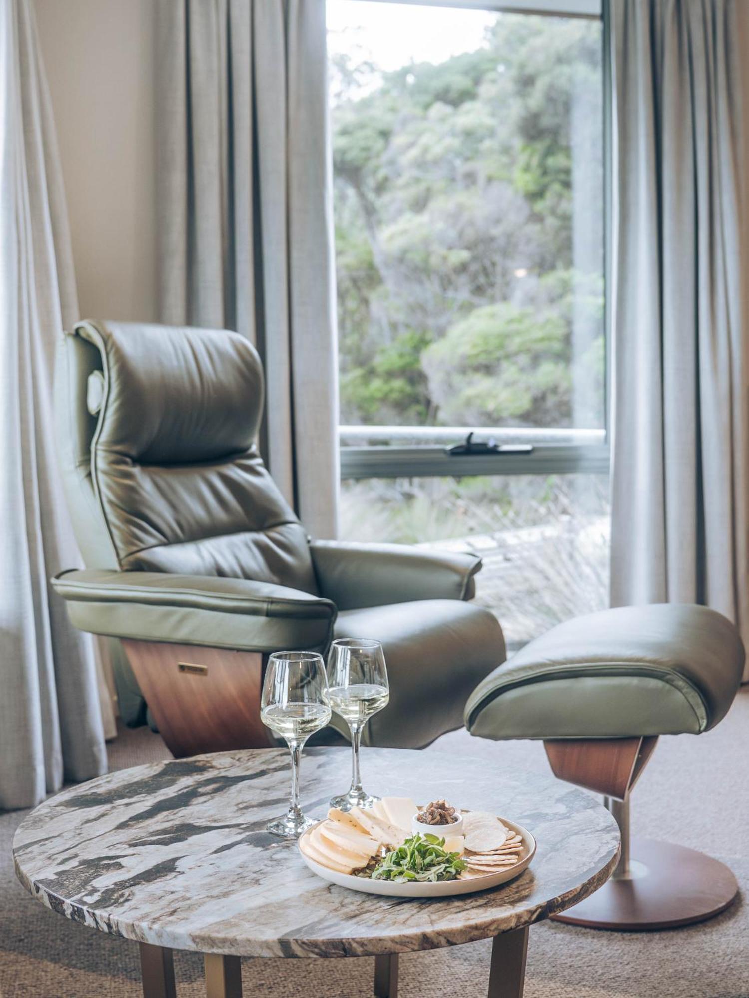 Risby Cove Boutique Hotel Strahan Exteriér fotografie